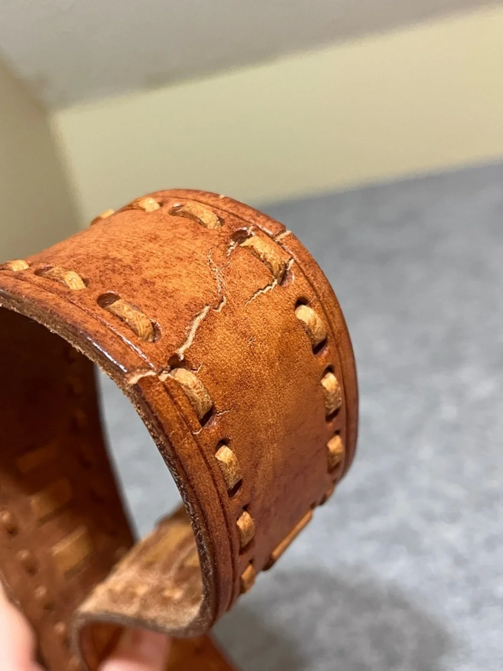 Western Horsehead Oval Belt Buckle with Tan Leather Strap Market - Picture 9 of 9